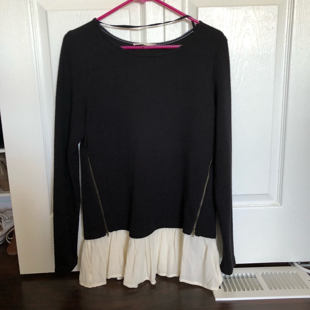 Black with white ruffles long sleeve top